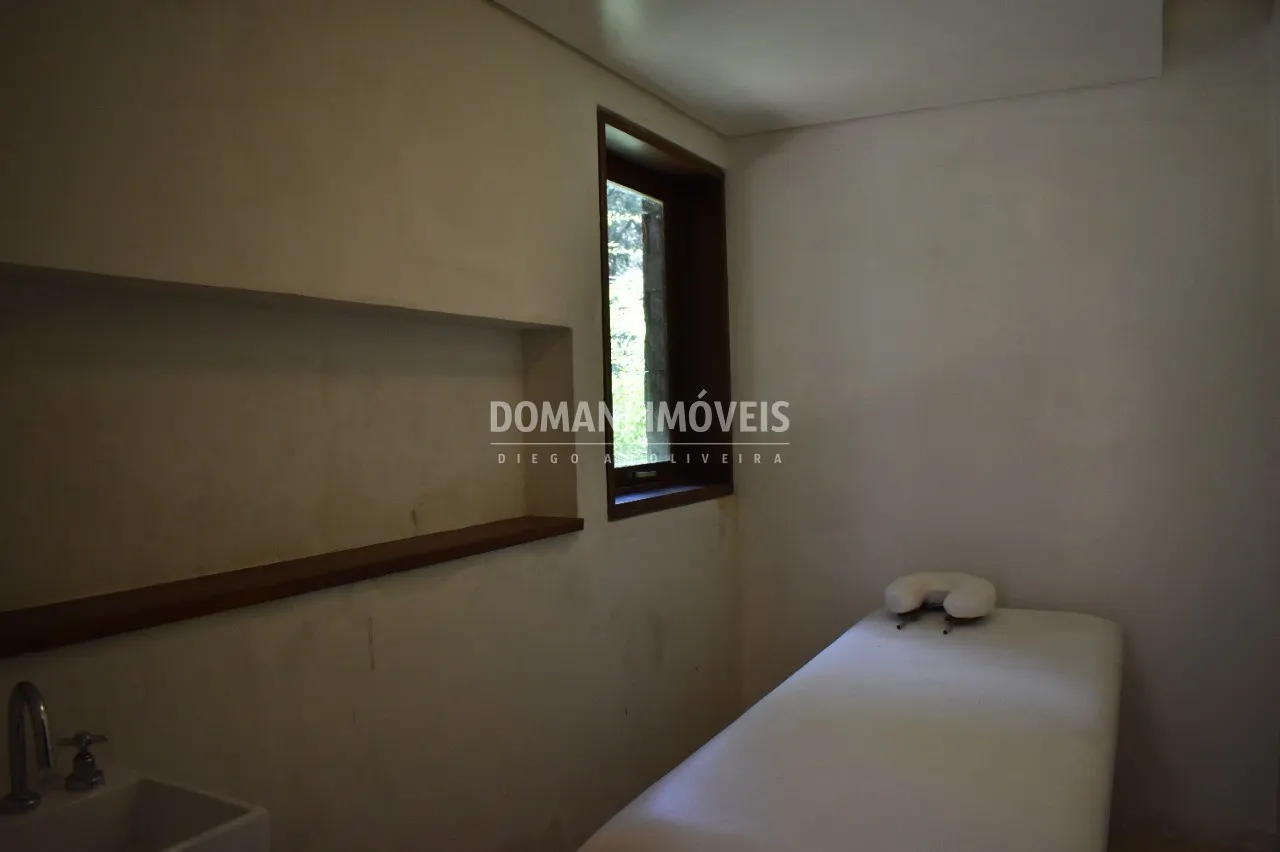 Casa à venda de 1.295 m² em Campos do Jordão, SP, Brasil