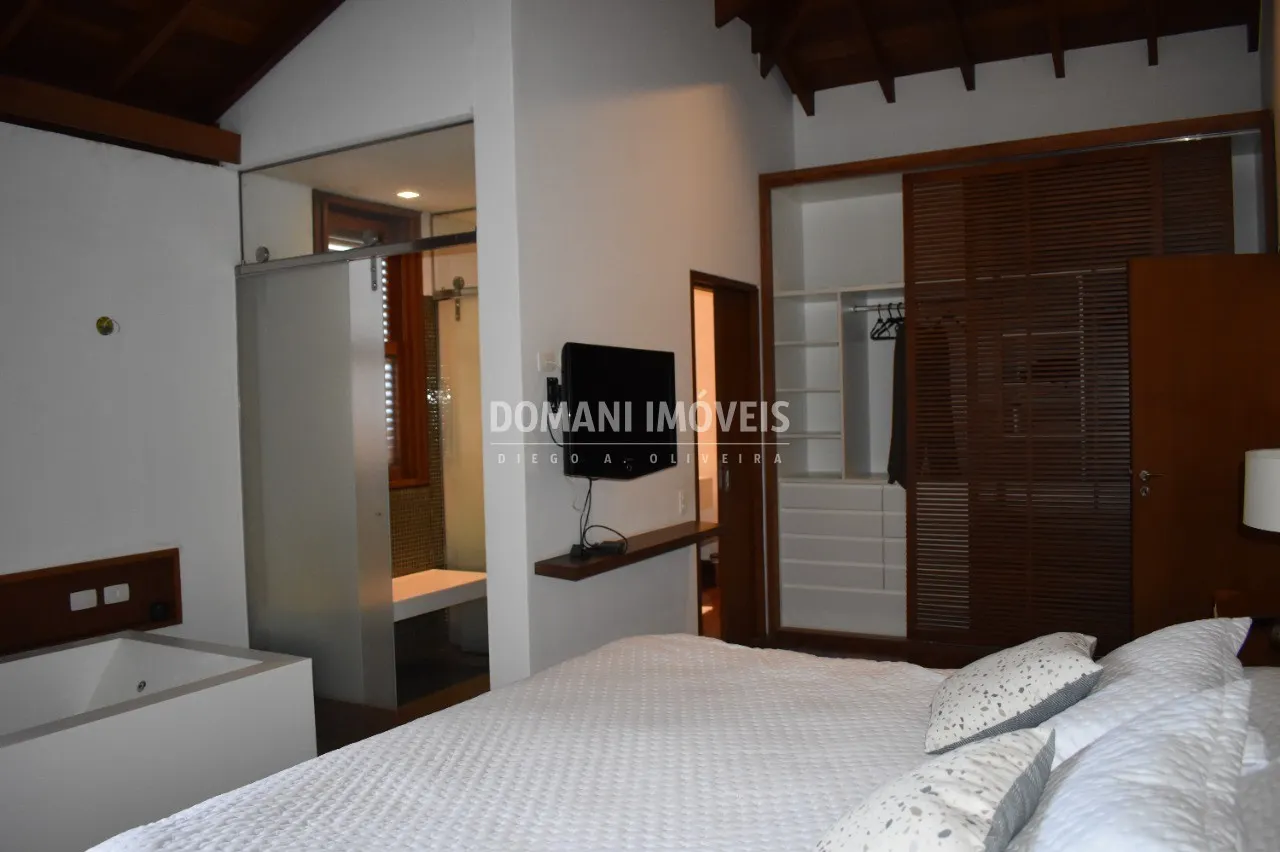 Casa à venda de 1.295 m² em Campos do Jordão, SP, Brasil