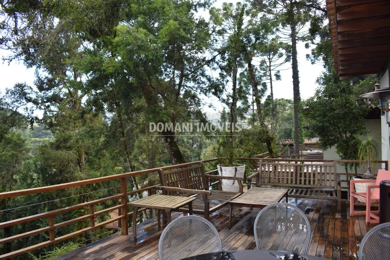 Casa à venda de 1.295 m² em Campos do Jordão, SP, Brasil