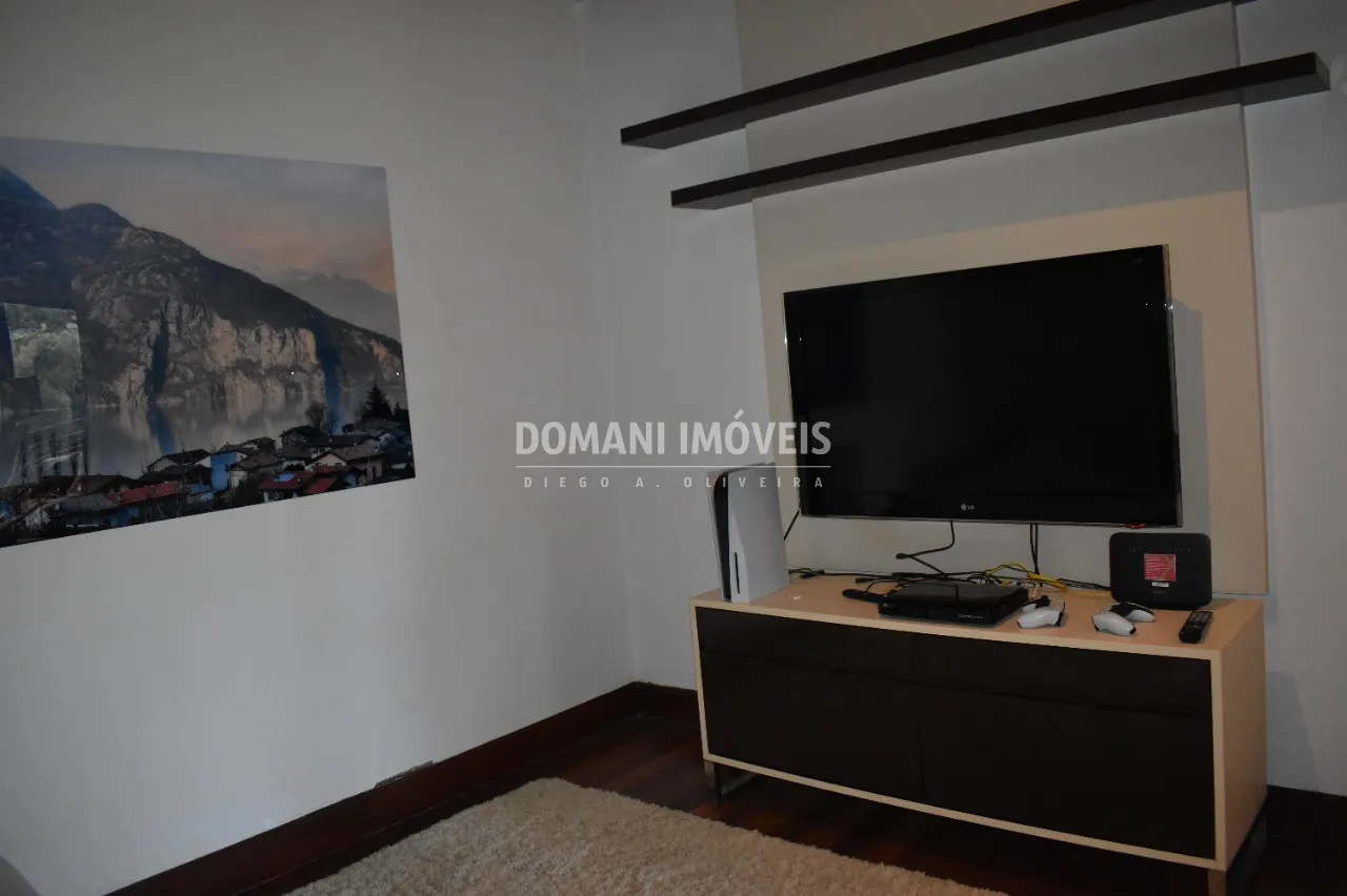 Casa à venda de 1.295 m² em Campos do Jordão, SP, Brasil