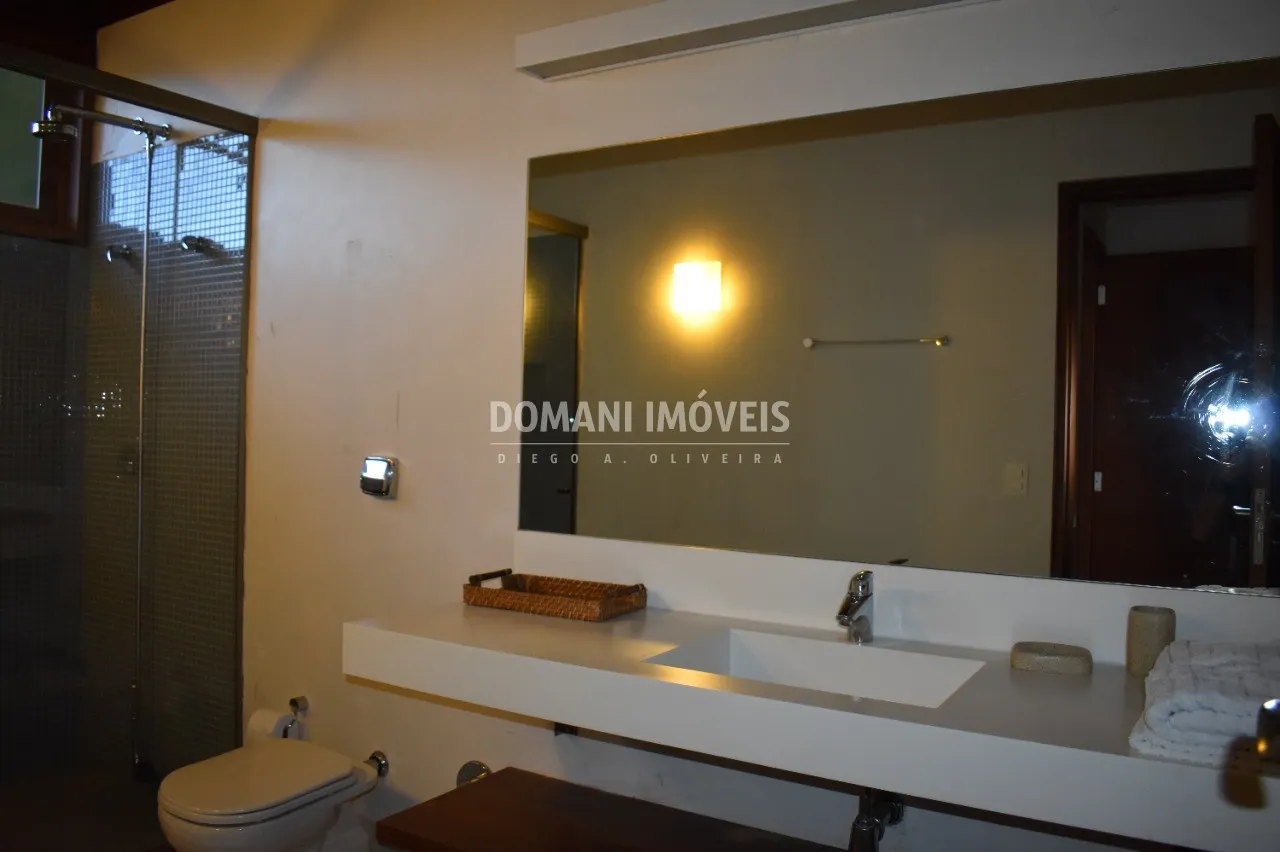 Casa à venda de 1.295 m² em Campos do Jordão, SP, Brasil