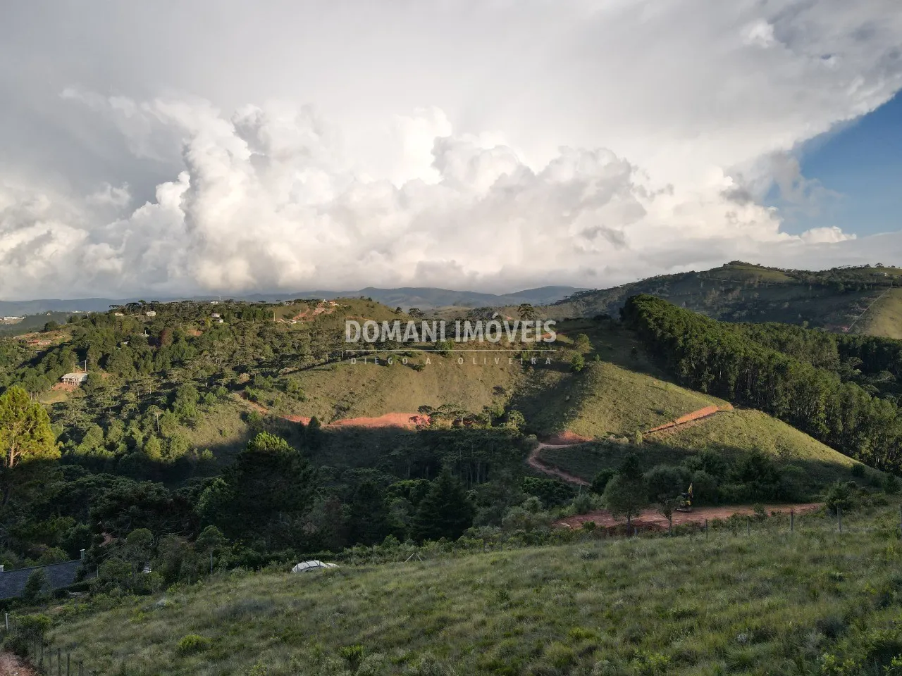 Terreno à venda de 1.340 m² em Campos do Jordão, SP, Brasil
