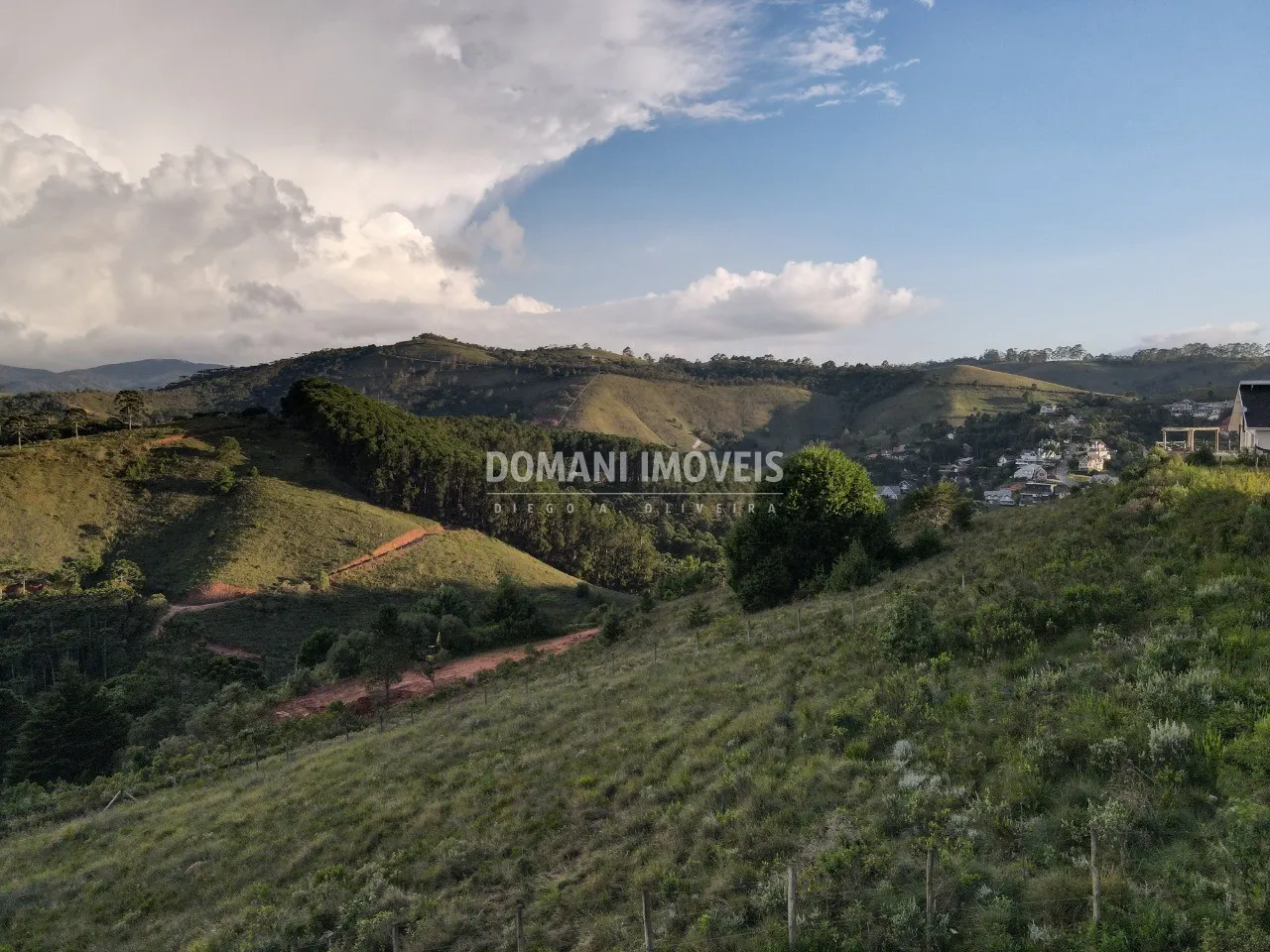 Terreno à venda de 1.340 m² em Campos do Jordão, SP, Brasil