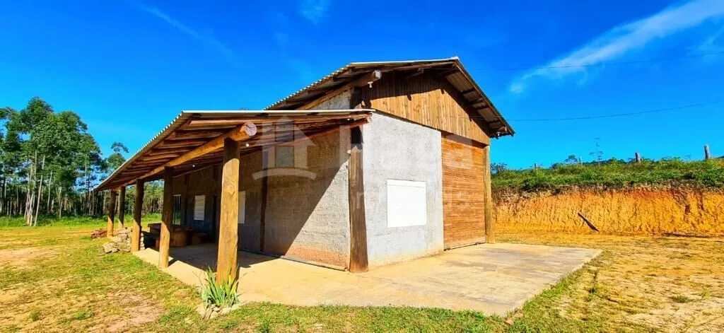 Fazenda à venda de 4.700 m² em Porto Belo, SC, Brasil