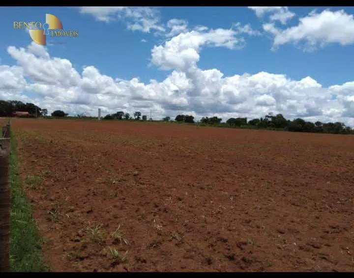 Fazenda à venda de 2.711 ha em Água Boa, MT, Brasil