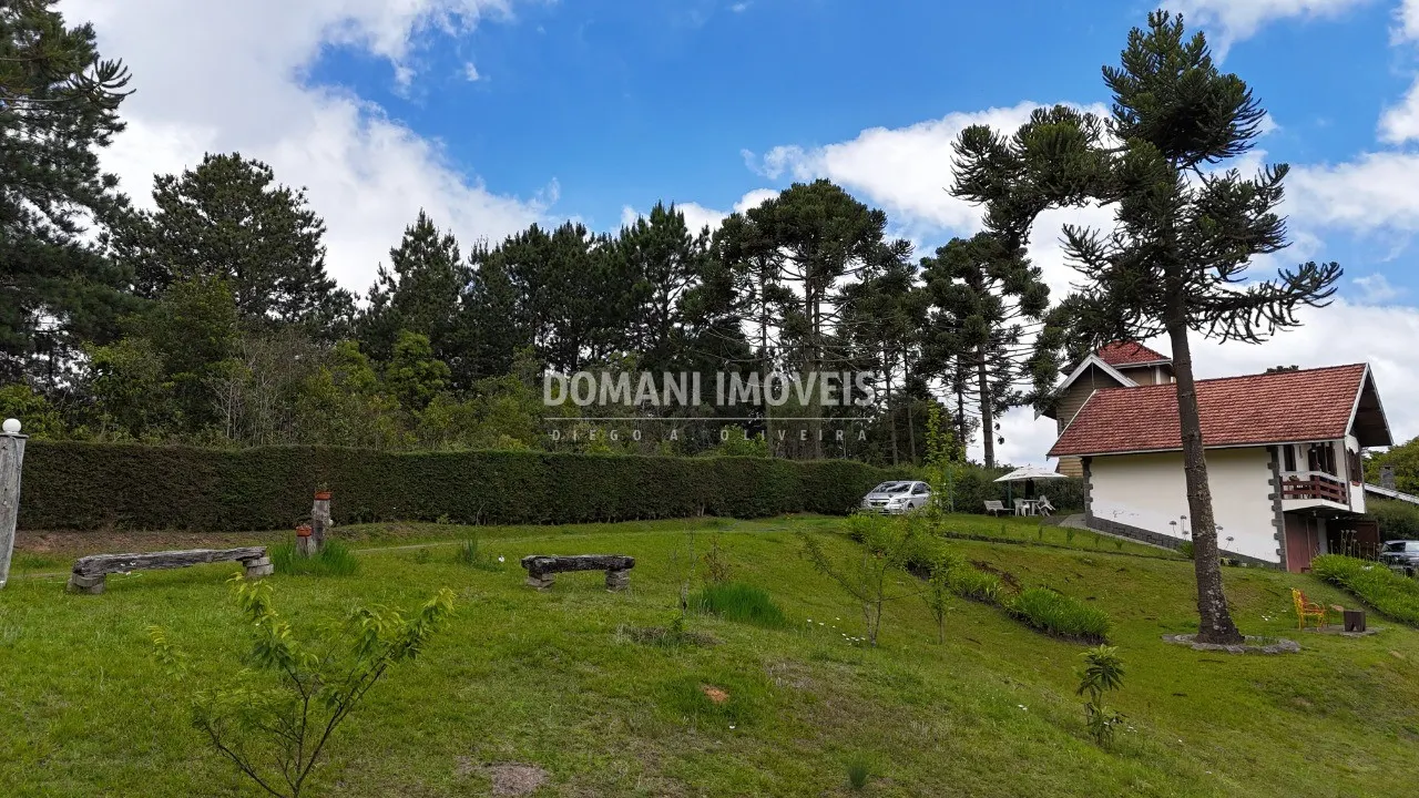 Casa à venda de 1.350 m² em Campos do Jordão, SP, Brasil