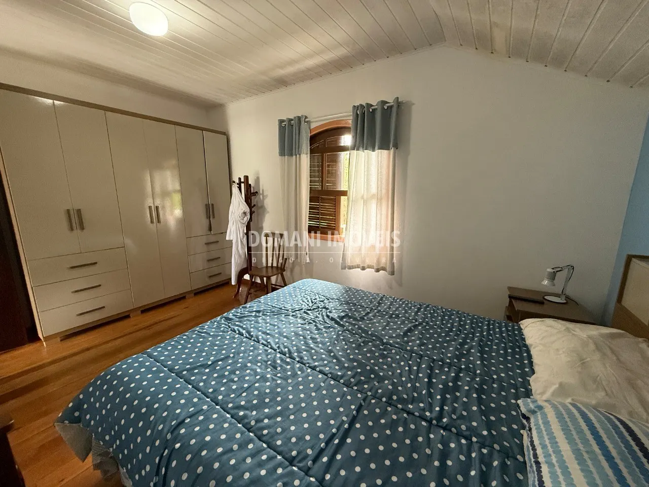 Casa à venda de 1.350 m² em Campos do Jordão, SP, Brasil