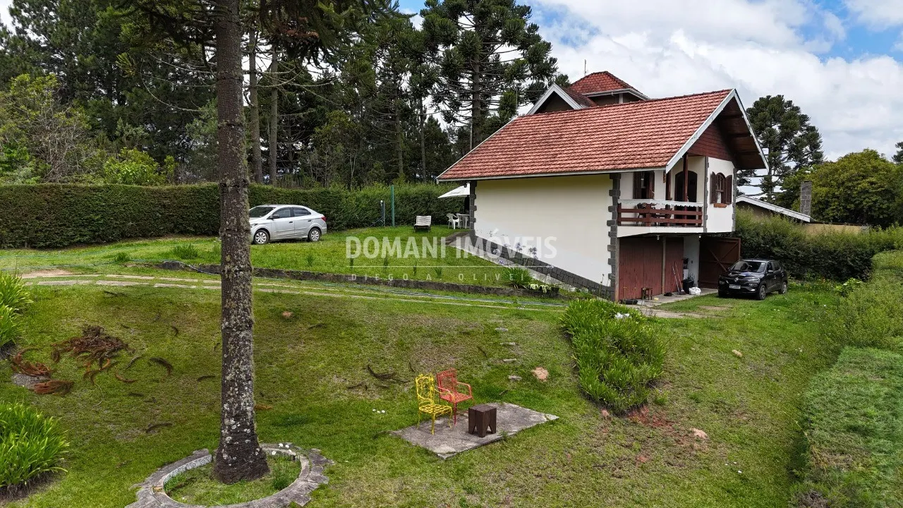 Casa à venda de 1.350 m² em Campos do Jordão, SP, Brasil