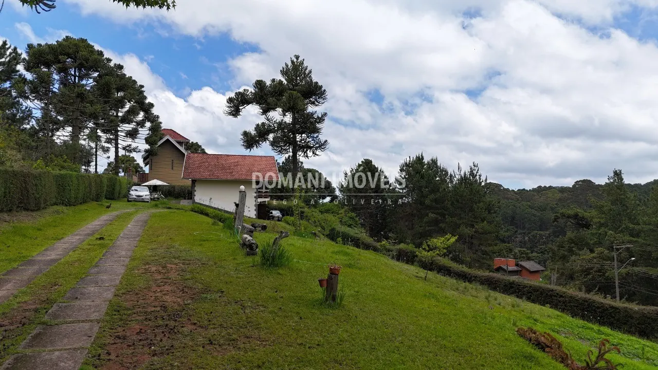 Casa à venda de 1.350 m² em Campos do Jordão, SP, Brasil