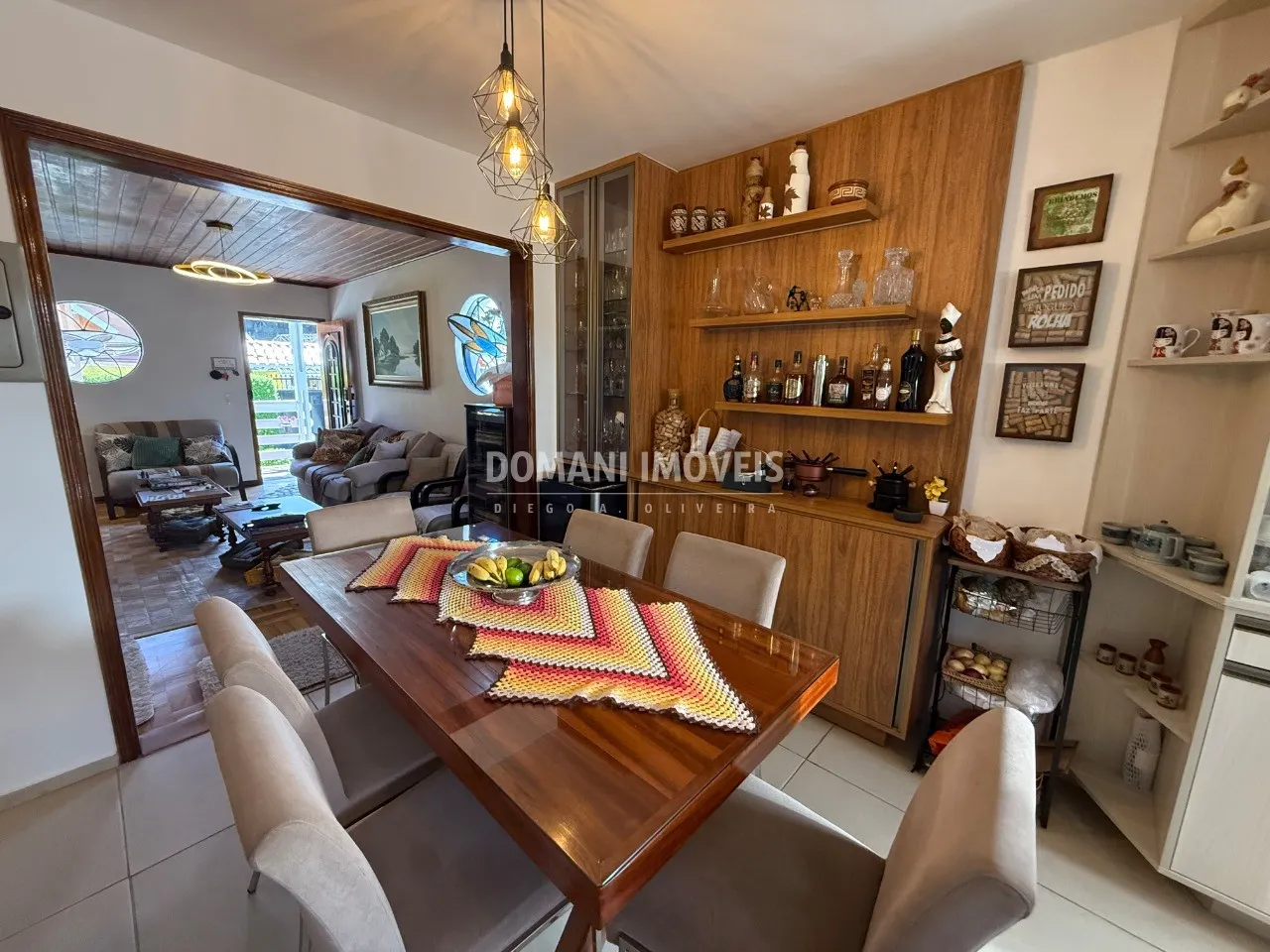 Casa à venda de 385 m² em Campos do Jordão, SP, Brasil