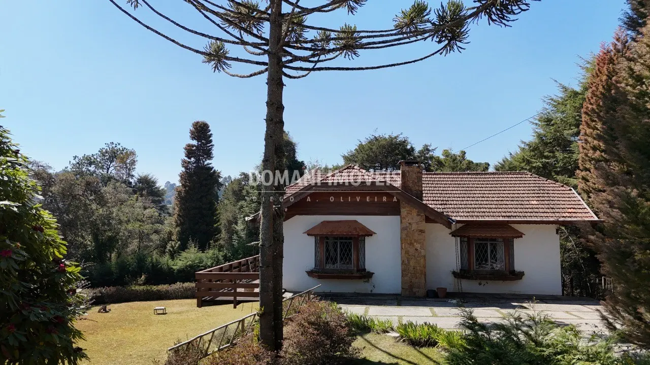 Casa à venda de 1.250 m² em Campos do Jordão, SP, Brasil