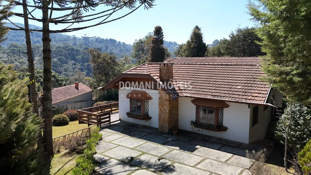 Casa à venda de 1.250 m² em Campos do Jordão, SP, Brasil