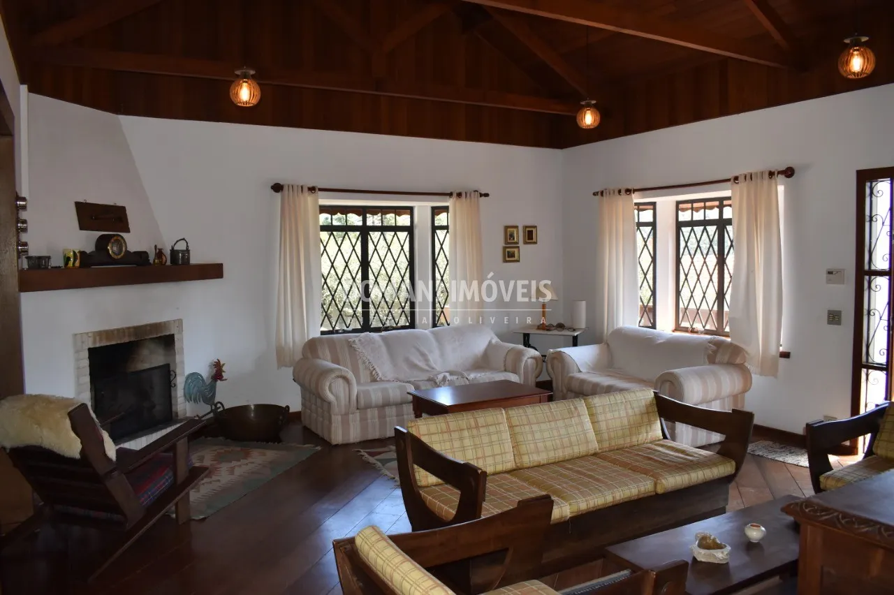 Casa à venda de 1.250 m² em Campos do Jordão, SP, Brasil