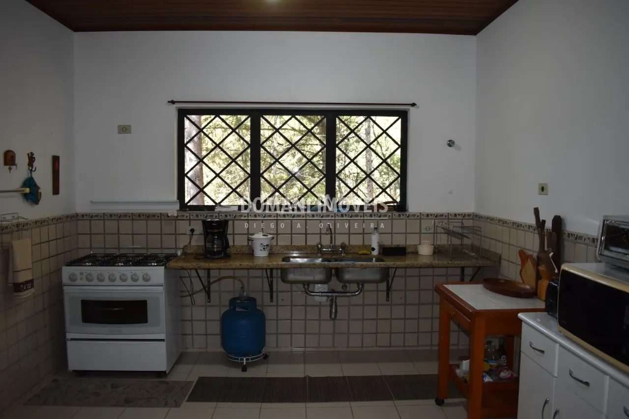 Casa à venda de 1.250 m² em Campos do Jordão, SP, Brasil