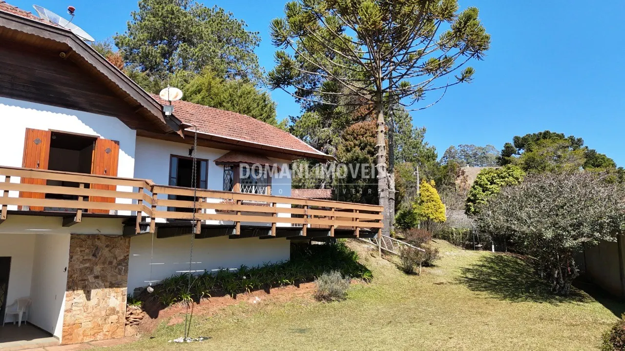 Casa à venda de 1.250 m² em Campos do Jordão, SP, Brasil