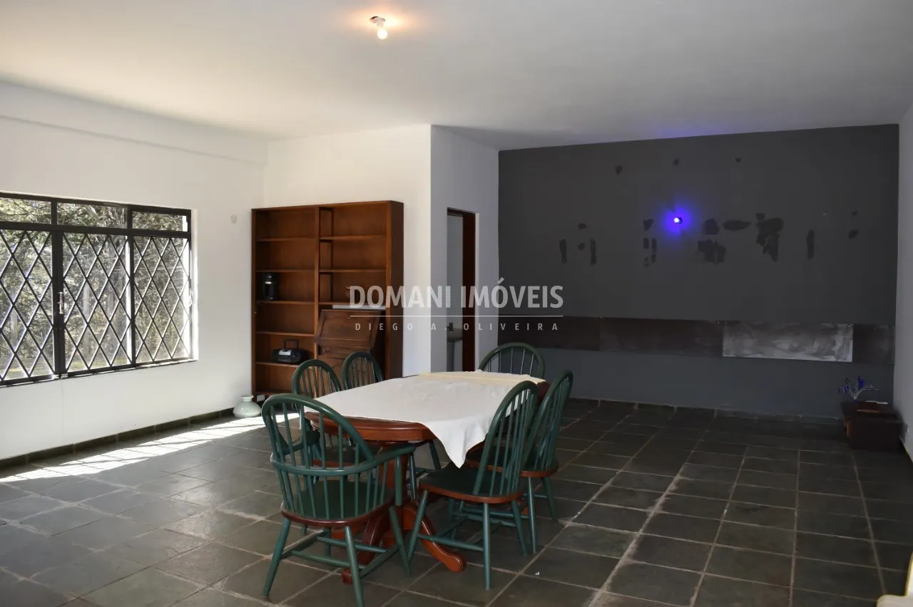 Casa à venda de 1.250 m² em Campos do Jordão, SP, Brasil