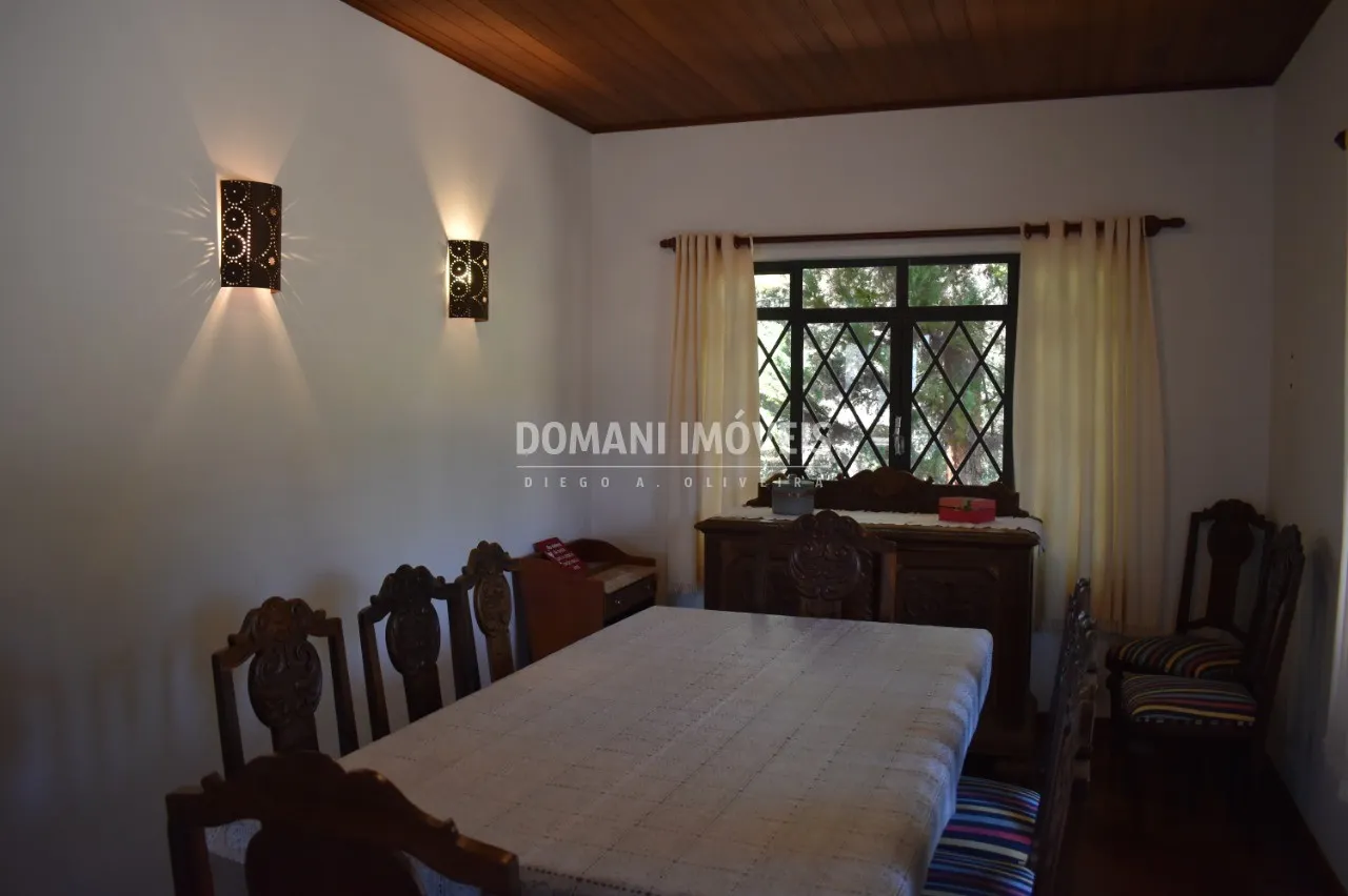Casa à venda de 1.250 m² em Campos do Jordão, SP, Brasil