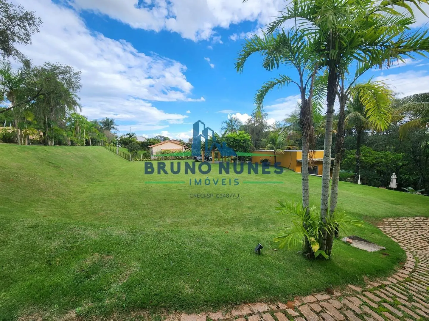 Chácara à venda de 3.600 m² em Artur Nogueira, SP, Brasil