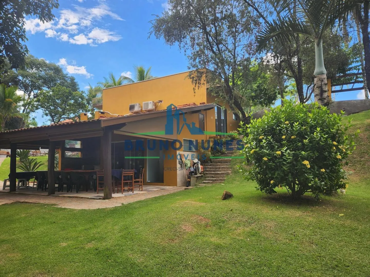Chácara à venda de 3.600 m² em Artur Nogueira, SP, Brasil
