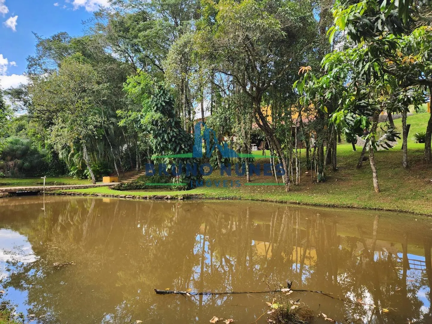 Chácara à venda de 3.600 m² em Artur Nogueira, SP, Brasil