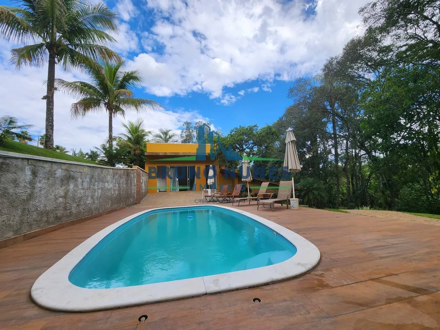 Chácara à venda de 3.600 m² em Artur Nogueira, SP, Brasil