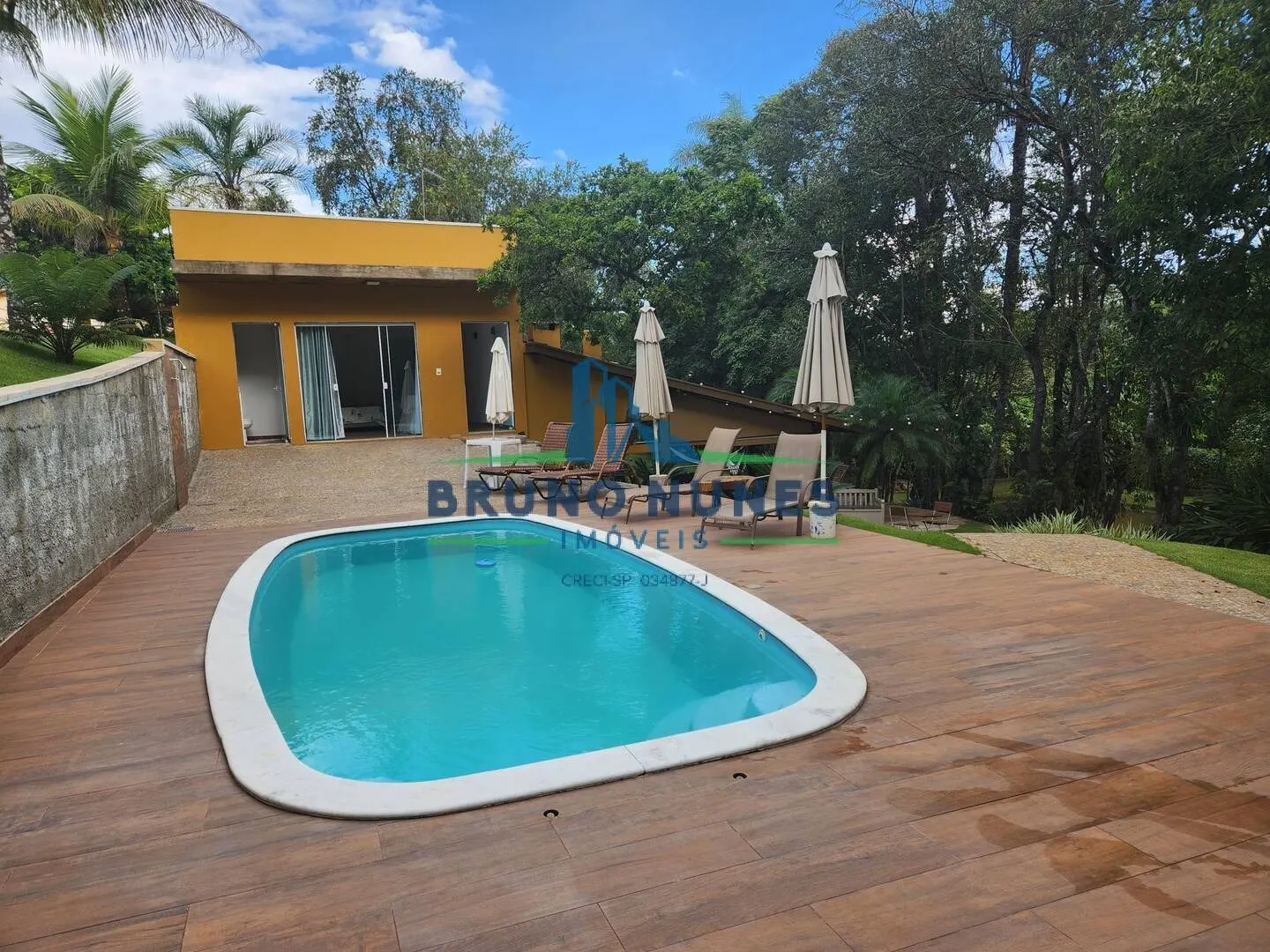 Chácara à venda de 3.600 m² em Artur Nogueira, SP, Brasil