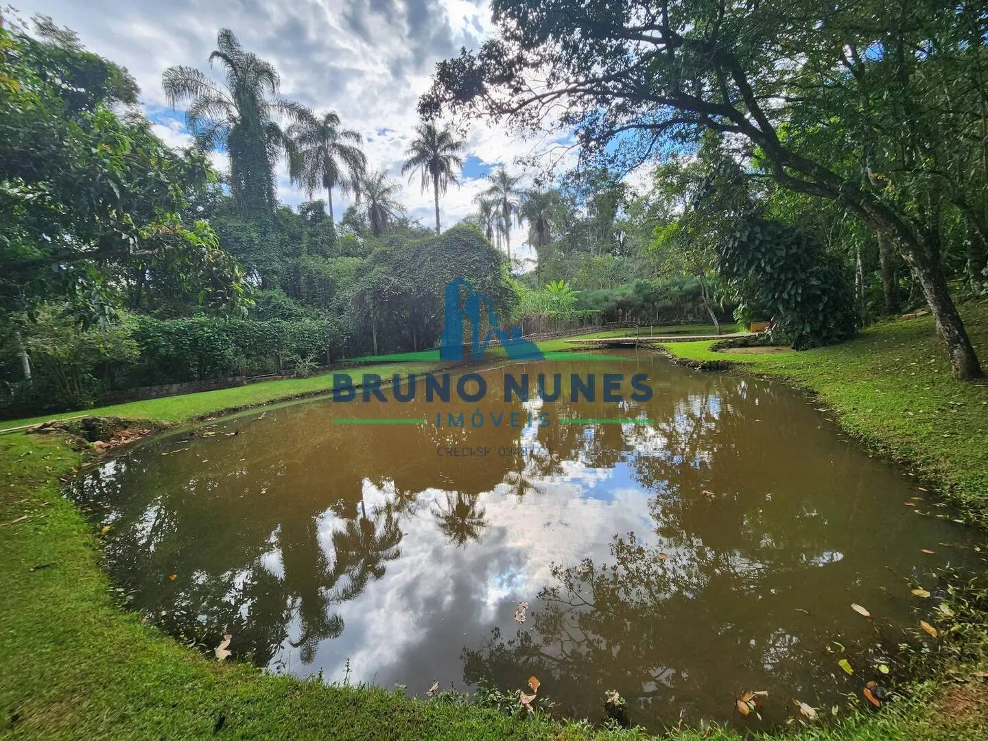 Chácara à venda de 3.600 m² em Artur Nogueira, SP, Brasil
