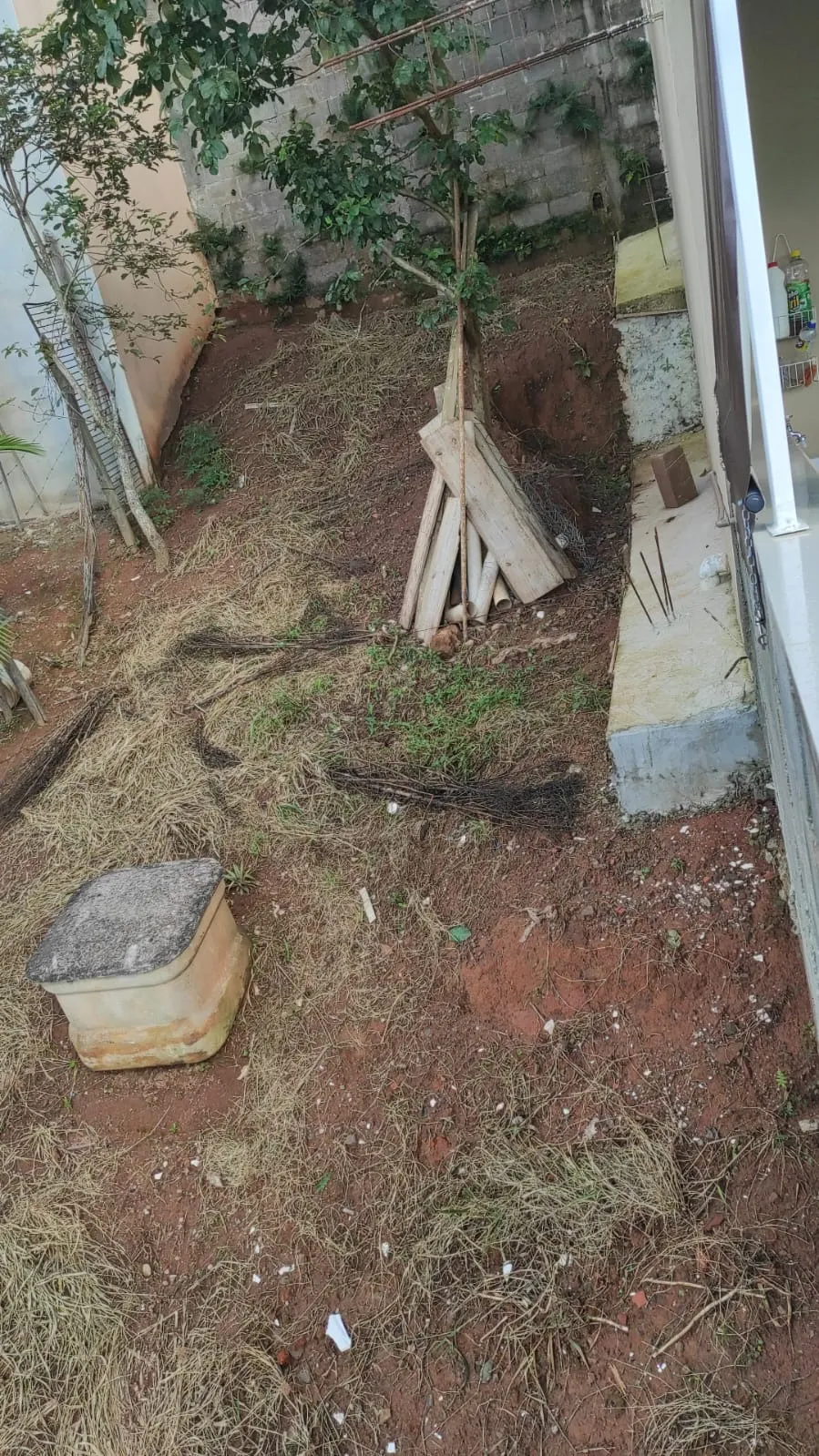 Terreno à venda de 134 m² em Paraibuna, SP, Brasil