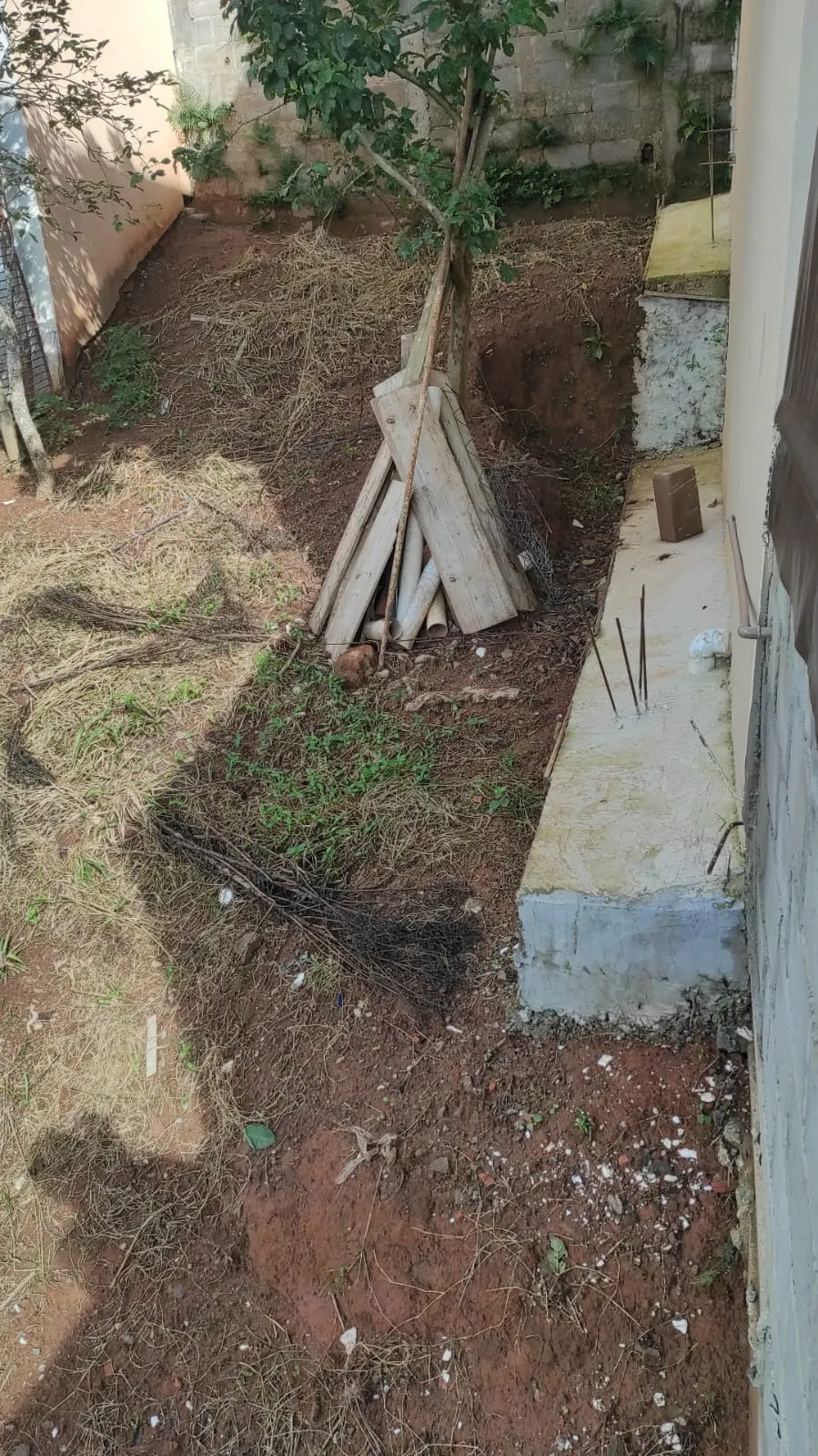 Terreno à venda de 134 m² em Paraibuna, SP, Brasil