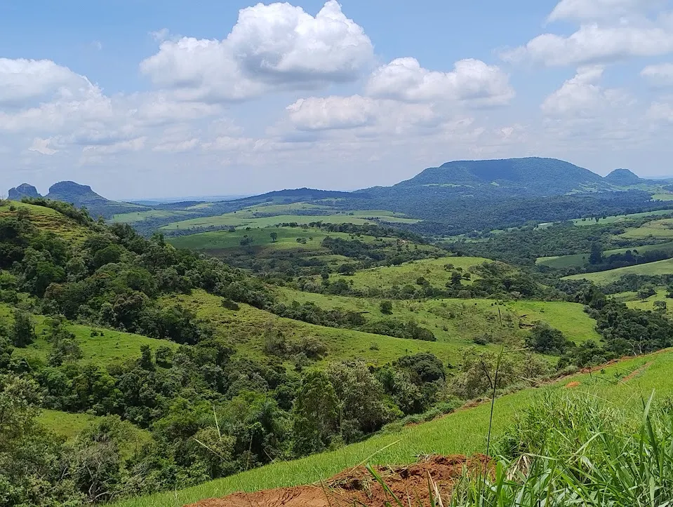 Sítio à venda de 31 ha em Bofete, SP, Brasil