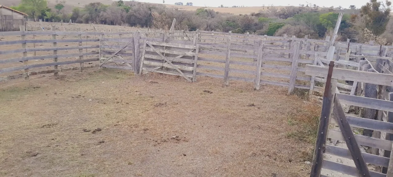 Fazenda à venda de 63 ha em Porangaba, SP, Brasil