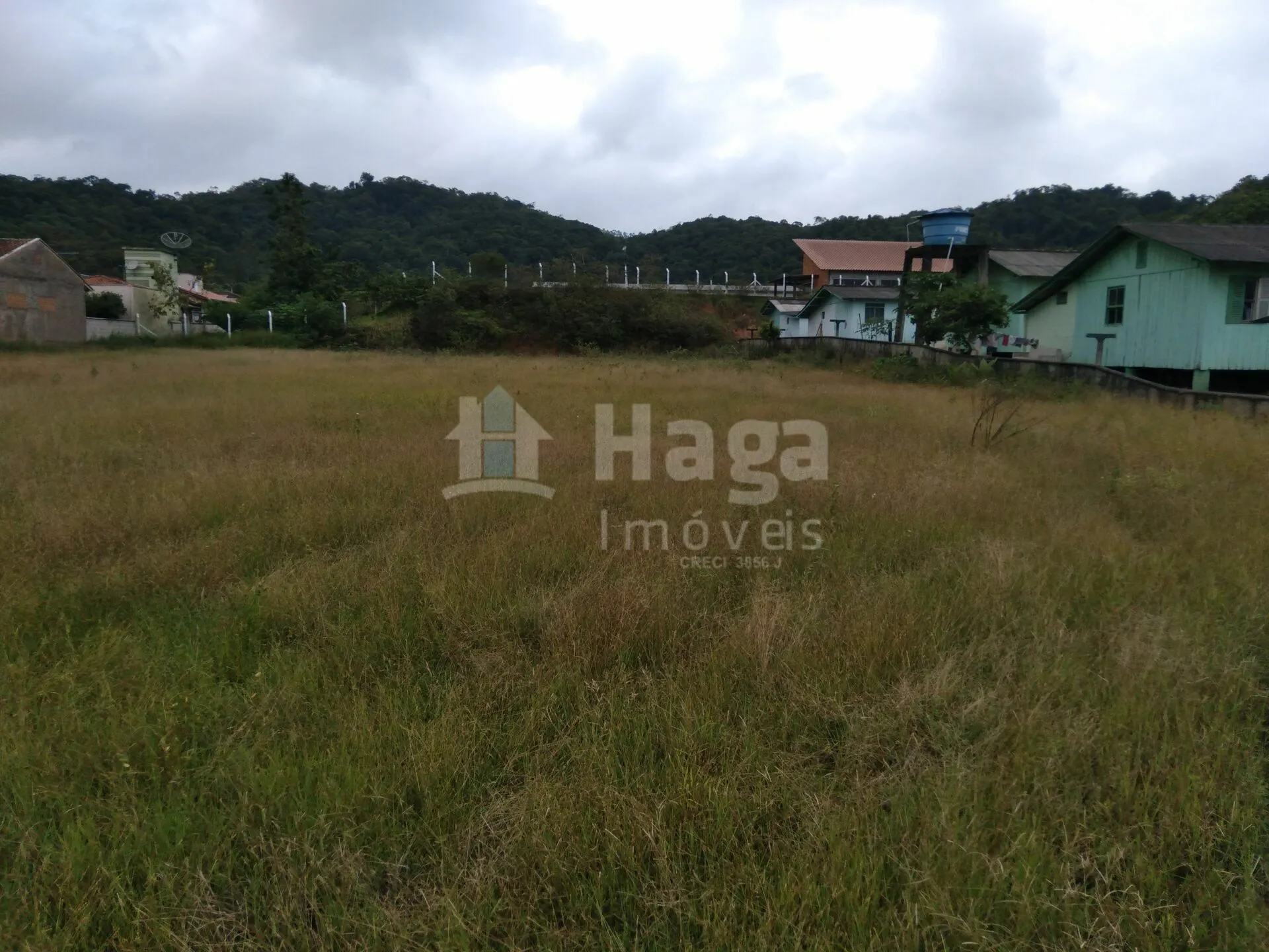 Terreno à venda de 3.253 m² em Guabiruba, SC, Brasil