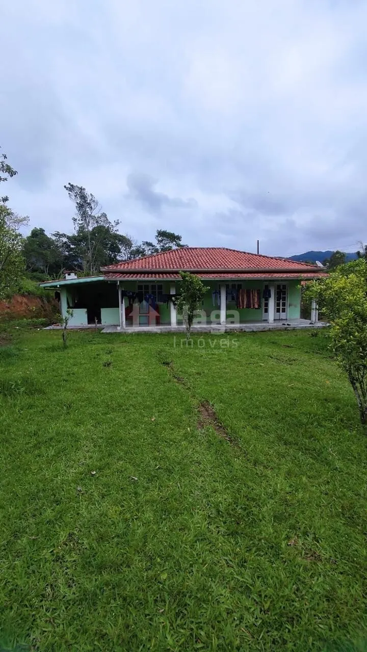 Fazenda à venda de 3 ha em São João Batista, SC, Brasil