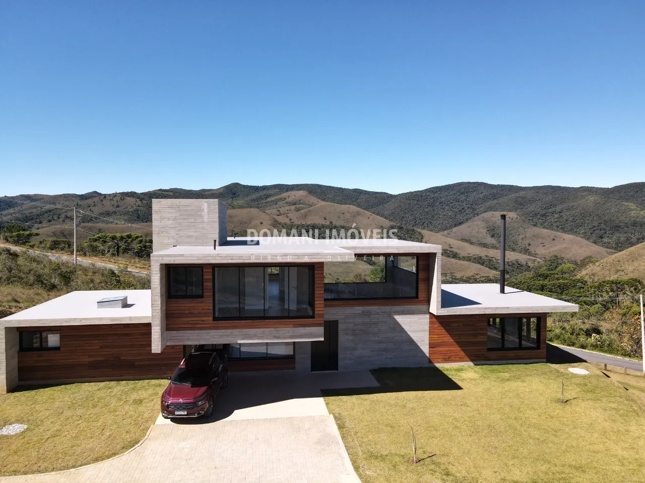Casa à venda de 2.990 m² em Campos do Jordão, SP, Brasil
