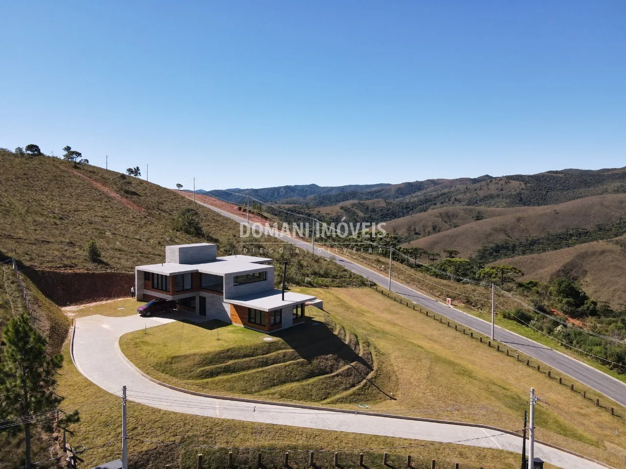 Casa à venda de 2.990 m² em Campos do Jordão, SP, Brasil