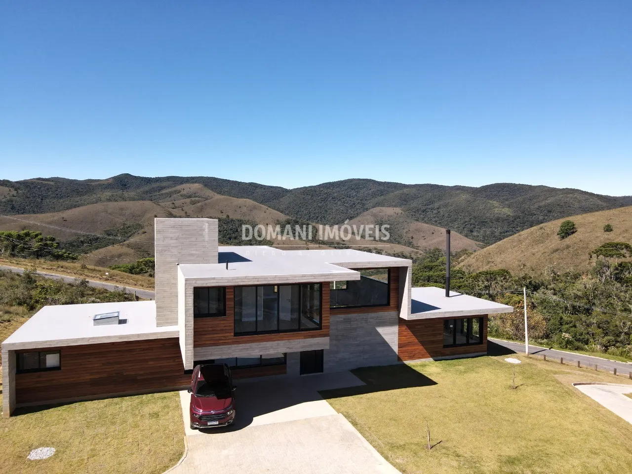 Casa à venda de 2.990 m² em Campos do Jordão, SP, Brasil