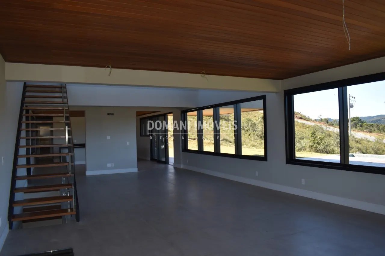 Casa à venda de 2.990 m² em Campos do Jordão, SP, Brasil