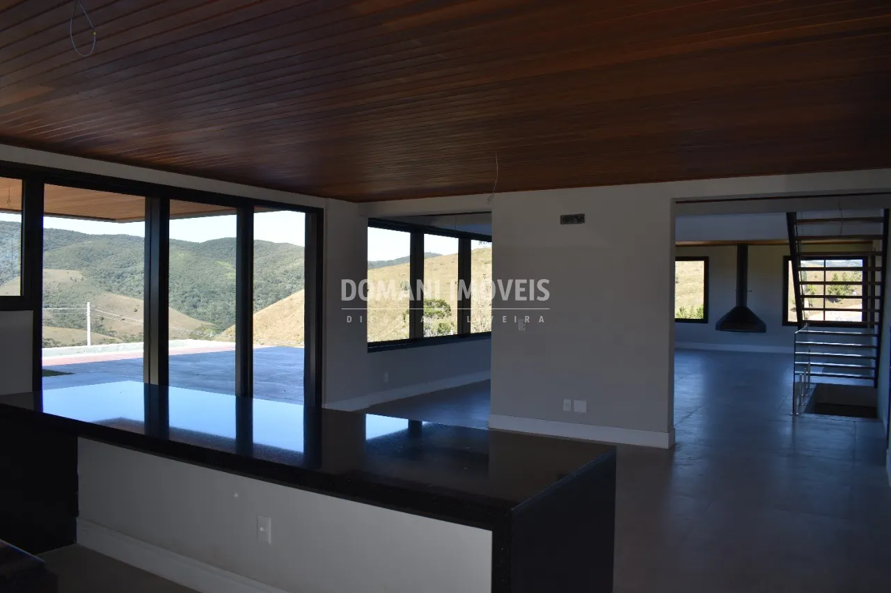 Casa à venda de 2.990 m² em Campos do Jordão, SP, Brasil