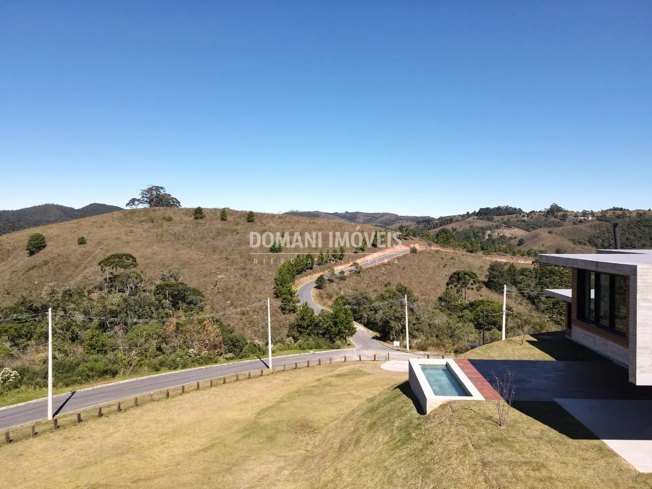 Casa à venda de 2.990 m² em Campos do Jordão, SP, Brasil
