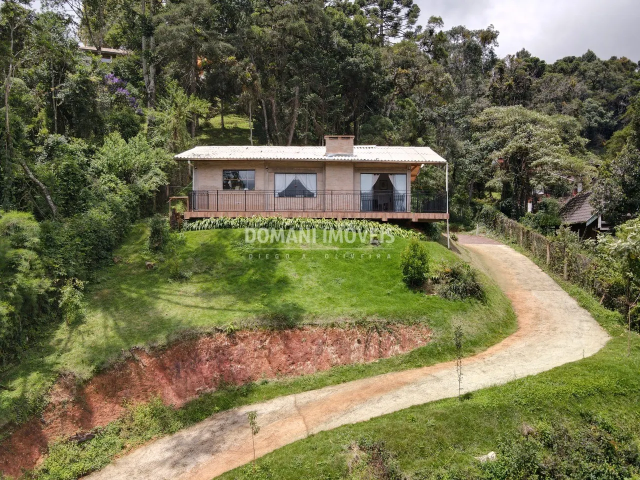 Casa à venda de 1.110 m² em Campos do Jordão, SP, Brasil