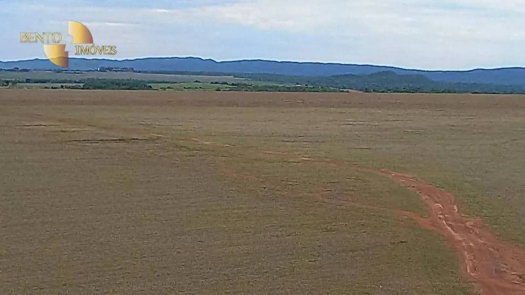 Fazenda à venda e para Arrendar de 1.380 ha em Rosário Oeste, MT, Brasil