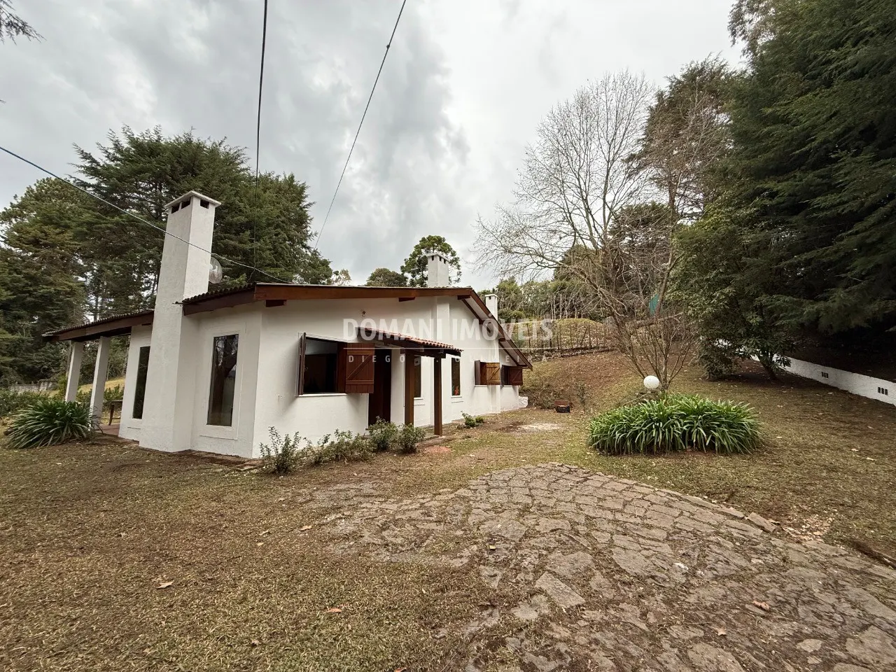 Casa à venda de 1.400 m² em Campos do Jordão, SP, Brasil