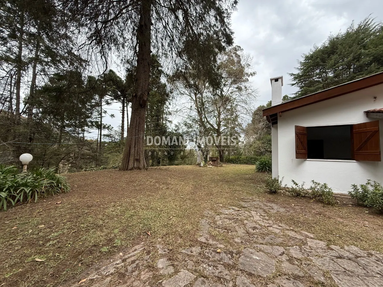 Casa à venda de 1.400 m² em Campos do Jordão, SP, Brasil