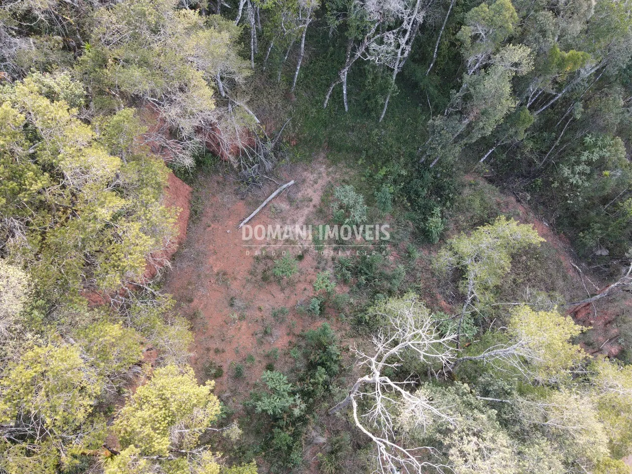 Terreno à venda de 1.010 m² em Campos do Jordão, SP, Brasil