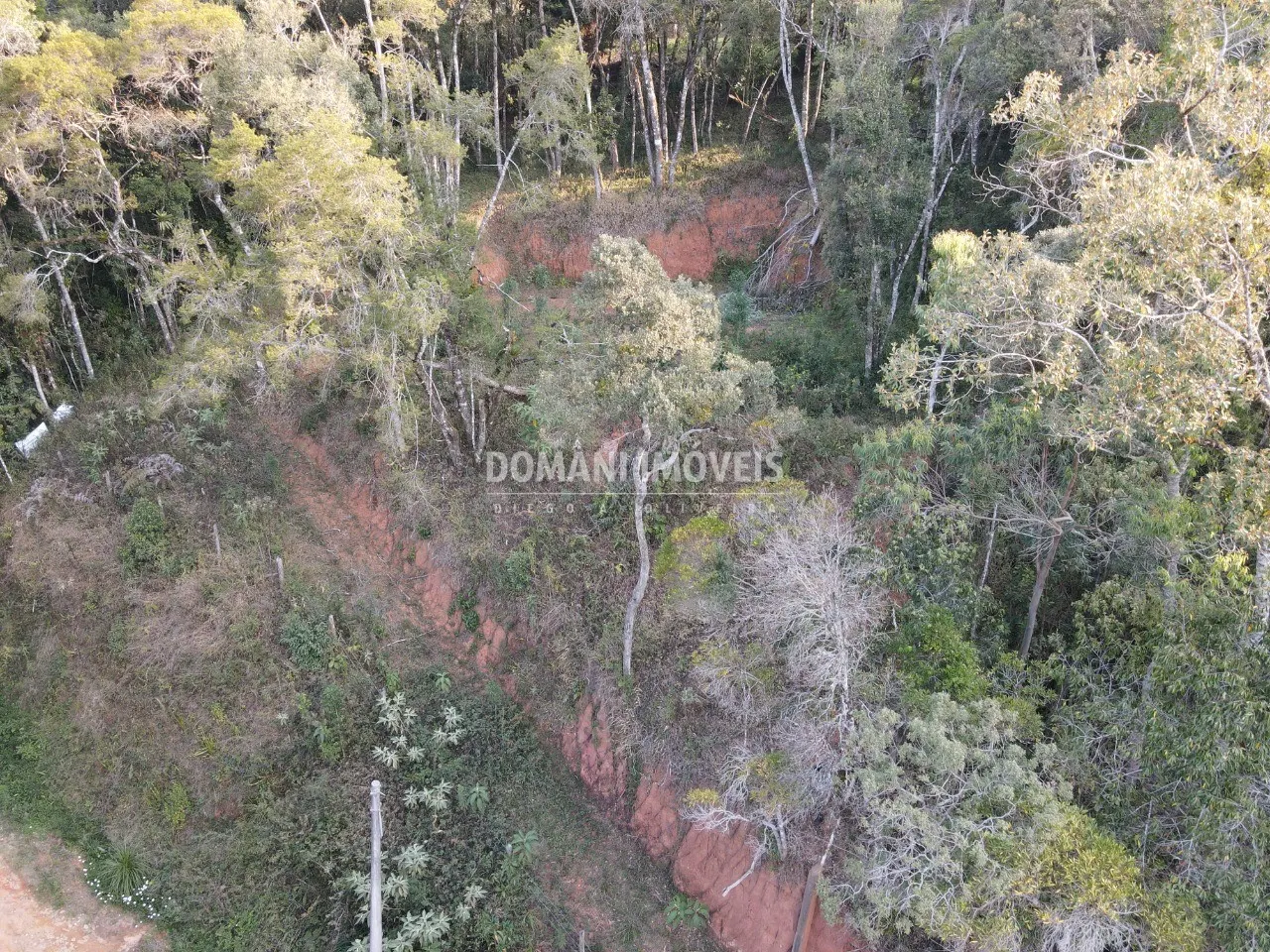 Terreno à venda de 1.010 m² em Campos do Jordão, SP, Brasil