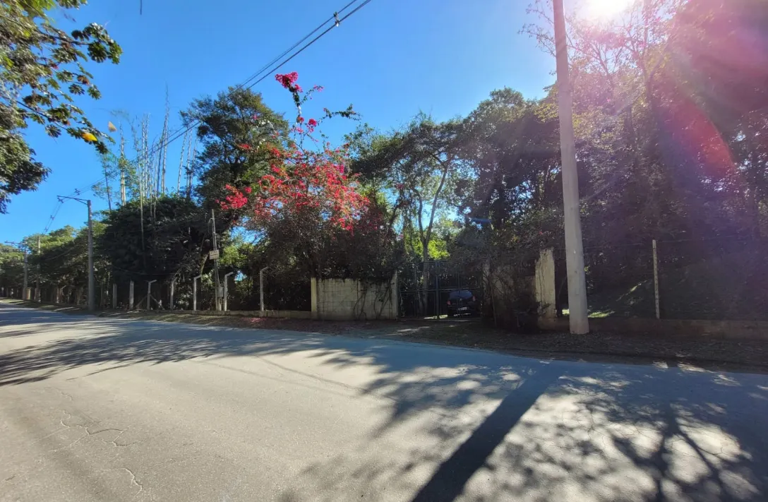 Sítio à venda de 4 ha em Santa Isabel, SP, Brasil