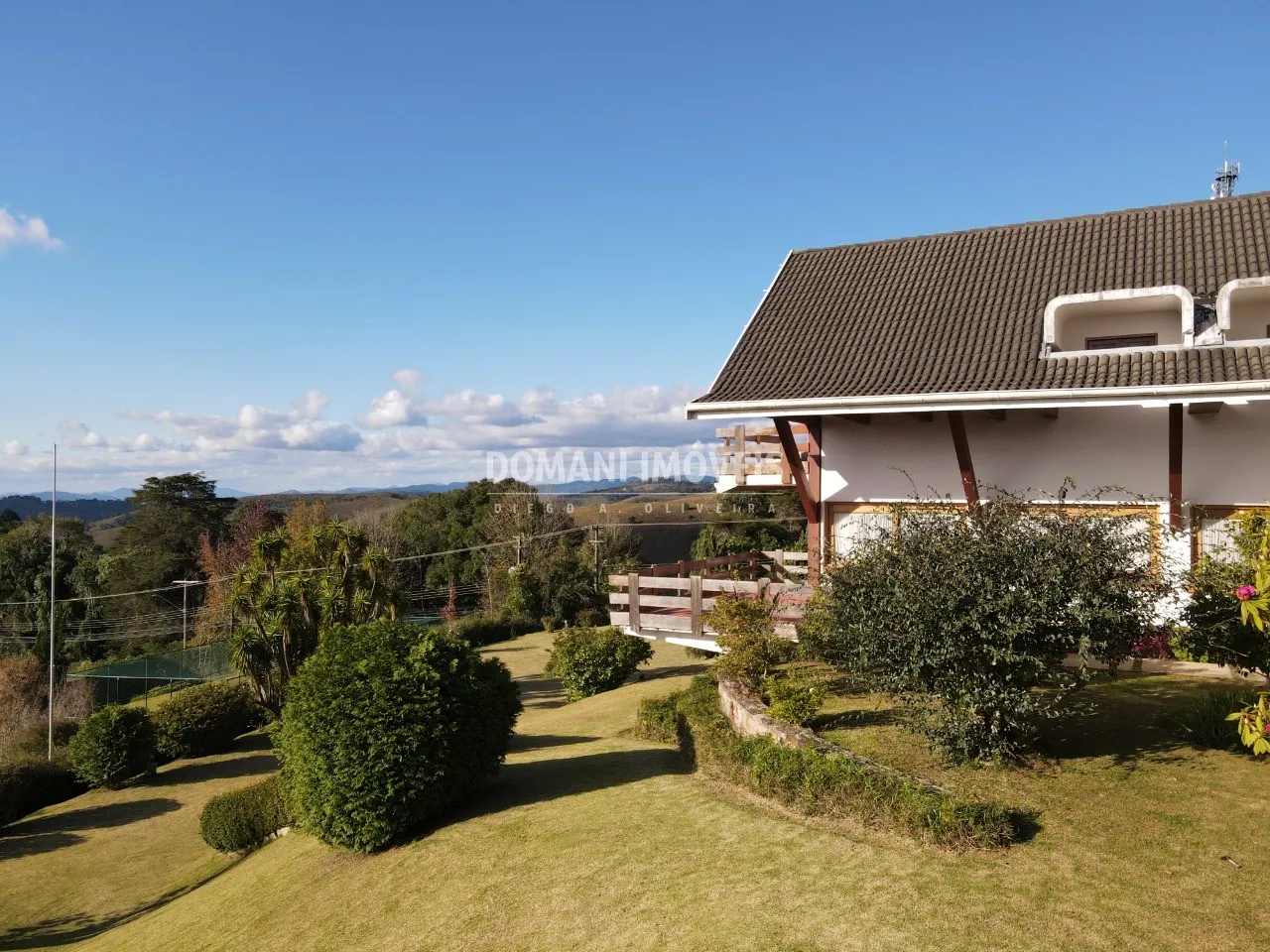 House for sale of 1 acres in Campos do Jordão, SP, Brazil