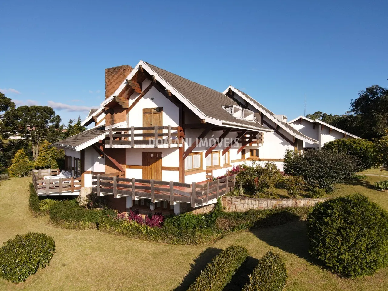 House for sale of 1 acres in Campos do Jordão, SP, Brazil