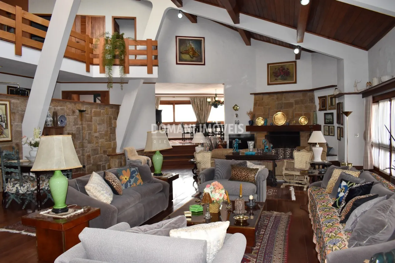 House for sale of 1 acres in Campos do Jordão, SP, Brazil