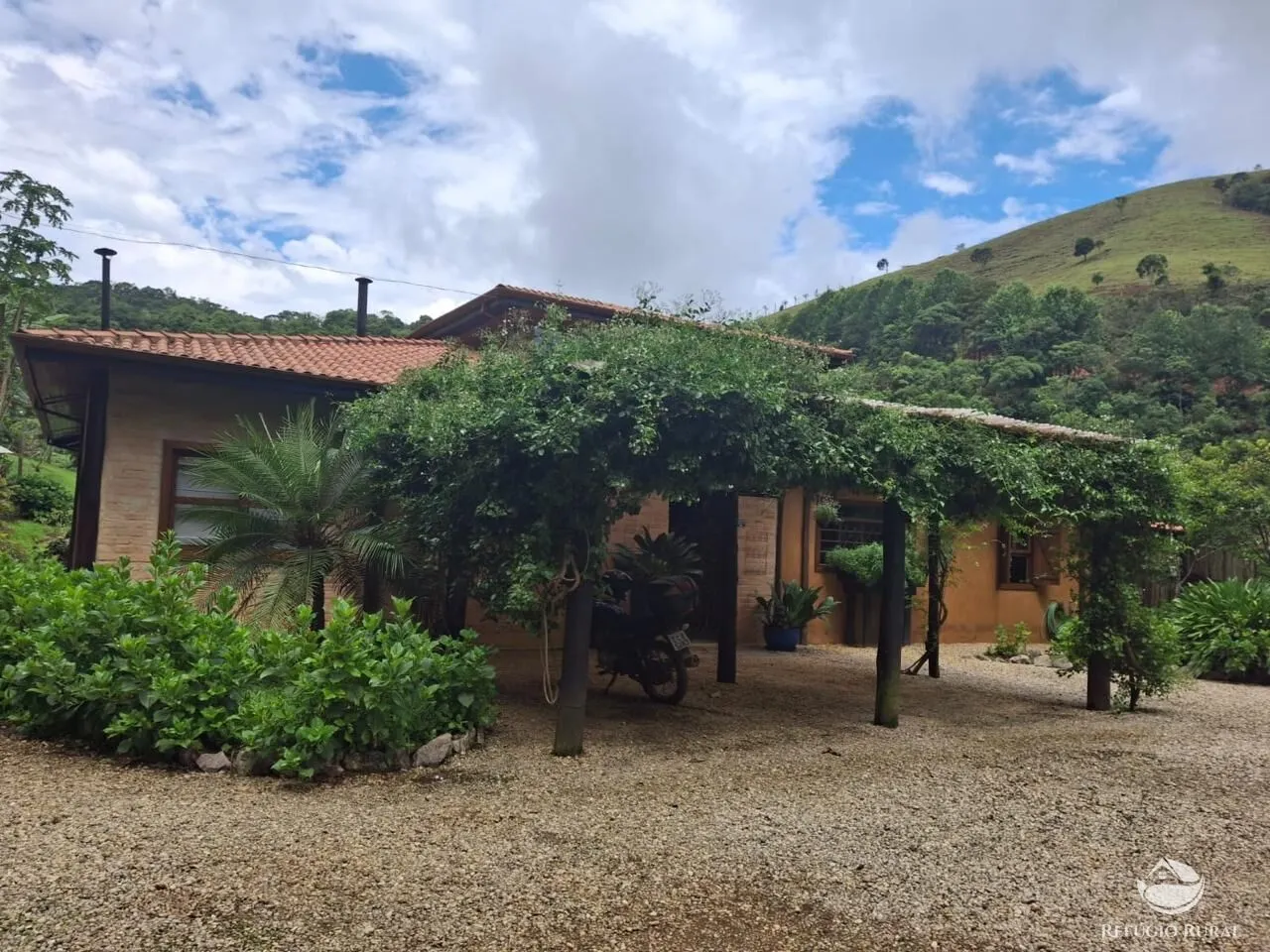 Sítio à venda de 7 ha em São José dos Campos, SP, Brasil